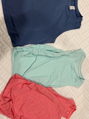 lululemon athletica Heathered Coral Pink Short-Sleeve Top - 3 - sold as a lot!